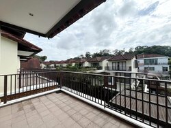 Lornie Road (D11), Terrace #457598471